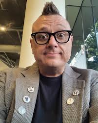 Daniel Sukara (@dansukara) · Instagram 照片和视频