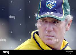 Oval border hi-res stock photography and images