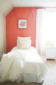 Diy Coral Bedroom Accent Wall Before And After Thistlewood Farm Coral Bedroom Bedroom Makeover Before And After Bedroom Color Schemes