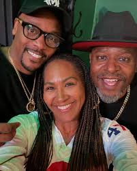 Ken Strauther's Instagram, Twitter & Facebook