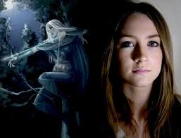 Saoirse una ronan was born in the bronx, new york city, new york, united states, to irish parents, monica ronan (née brennan) and paul ronan saoirse ronan. Saoirse Ronan Confirmed For The Hobbit Cinema Invasion