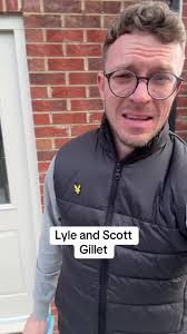 Lyle and Scott Rechts Oder Links