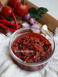 Sambal ini masuk pada kategori sambal matang, karena semua bahan dan proses pembuatannya melalui tahap penggorengan. Diah Didi S Kitchen Tips Membuat Sambel Mingguan Dengan Blender