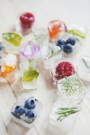 Luxury Lifestyle Don T Let Those Lovely Fresh Herbs Go Off Before You Have A Chance To Use Th Https Recettes De Boissons Glacons De Fruits Nourriture