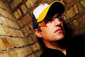 4 Hero · Artist Profile