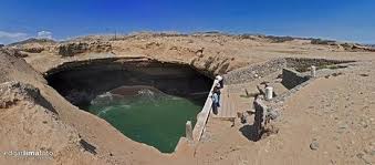 El rosario se encuentra al noroeste del desierto central de baja california, aquí la agricultura y la pesca son los encargados de alimentar a sus habitantes. La Lobera The Crater Like Sea Lion Sanctuary N