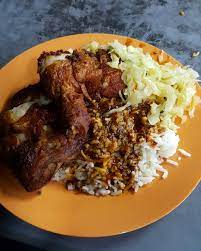 It is one of the most famous hawker food of penang, and is one that all races can enjoy, as it is sold by muslims. Syed Saddiq On Twitter Nasi Kandar Yasmeen Alor Setar
