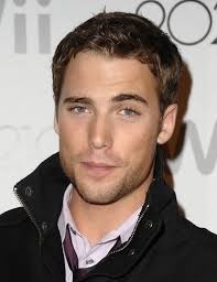 Dustin Milligan