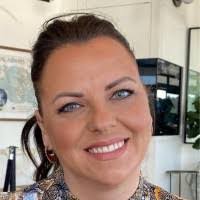 Sharon Spence's Instagram, Twitter & Facebook