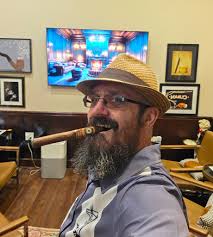 A VIntage 12 Year by Perdomo Cigars and some Pipe Dream by Redwood Empire.  Happy Sunday all. Stay smokey everyone and PSSITA