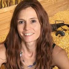 Carrie Foor (@foor_carrie)