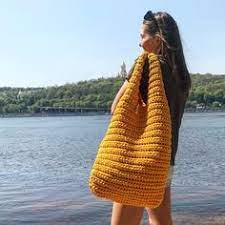 Crochet storage baskets and bins, kinds of bags, clutches, rucksacks and purses, laptop & tablet sleeves and more!. 16 Bags By Knit Knot Kiev Ideas Bags Chunky Yarn T Shirt Yarn