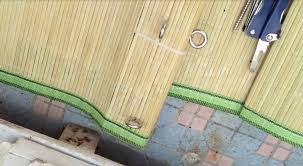 Ikatn tali ijuk untuk pembuatan gazebo bakbu atau saung bambu. Cara Membuat Tirai Bambu Anak Arsitektur