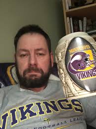 If any fans in London this Sunday, fancy a beer with a Scottish Vikings  fan, let me know! SKOL!🍻🏈
