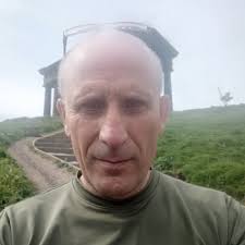 A cannonball from the 1781 Siege of Yorktown during the American Revolution  still remains lodged in the wall of a historic house in Yorktown, Virginia.  This remarkable artifact stands as a powerful