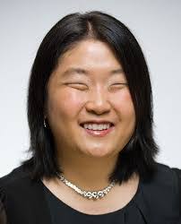 Elizabeth Huling's Instagram, Twitter & Facebook