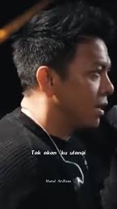 ..salahkah 'tuk menanti 🖤