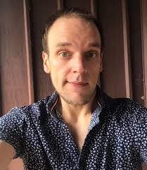 38 and really haven't interacted w much social media over the years.  Looking to settle down, and just looking for a nice woman. Liberal. Secure.  No kids. 175 5'11 w/ bad hairline