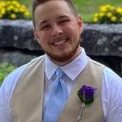 Susan Desharnais's Instagram, Twitter & Facebook