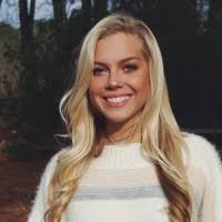 Kelly Koon's Instagram, Twitter & Facebook