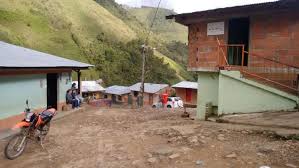 Jul 24, 2021 · las familias desplazadas que se encuentran en ituango ante las amenazas del eln, se concentraron en la mañana de este sábado a las afueras de la alcaldía municipal para exigir garantías y poder retornar al territorio. Por Enfrentamientos Aumenta A 600 Los Desplazados En Ituango Antioquia Por Enfrentamientos Aumenta A 930 Los Desplazados En Ituango Antioquia Medellin Caracol Radio