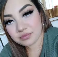 Was I wrong to wear an emerald green dress to my son's wedding?