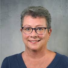 Penny Hoyt's Instagram, Twitter & Facebook