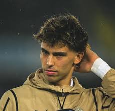 Believe it or not Chelsea could do better with Mendy💙 Silva💙 Zouma 💙  Azplicueta 💙 chilwel 💙 Jorginoh 💙 kante💙 Zihech 💙 havertz 💙 pulisic  💙 Werner💙 Absolutely brilliant 💙💙💙 Rate