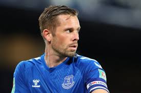 This may be the origin of the name hlaðgerðr. Everton Star Gylfi Sigurdsson S Brother In Law 11 Dies In Shooting Accident Vier Vier Zwei Com