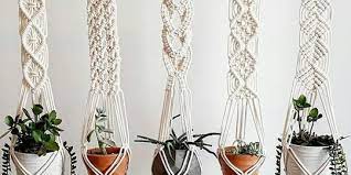 Kerajinan tangan mungkin sudah tidak asing ya buat anda,tetapi hal ini berbeda dengan kerajinan lainnya yaitu kerajinan dari sabun mandi. 6 Macam Simpul Makrame Dapat Menjadi Kerajinan Tangan Estetik Merdeka Com