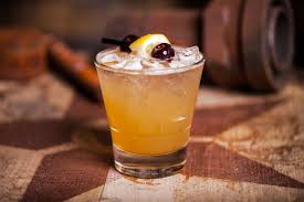 Here S How To Make The Perfect Whiskey Sour 1oz Neversweat Bourbon Adjust To Preference 1oz Simple Syrup Refreshing Cocktails Craft Distilling Whiskey Sour