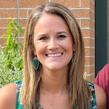 Casey Lewis's Instagram, Twitter & Facebook