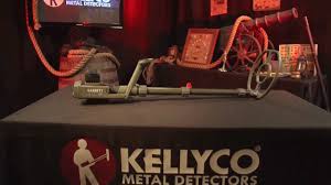 Videos of the garrett atx metal detector. Garrett Atx Metal Detector Product Overview Kellyco Metal Detectors Youtube
