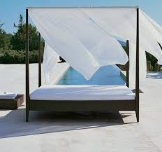 Sunlace Himmelbett Im Farbton Dunkelbraun Wirkt Modern Und Edel Im Freien Sonnenliege Mit Dach Sonnenliege
