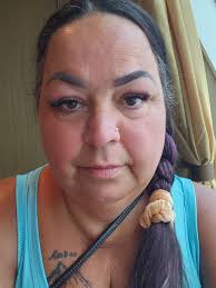 Would this hairstyle do for my round face?