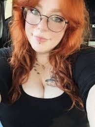 Ashlynn Tucker's Instagram, Twitter & Facebook