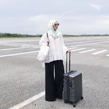 Not everyone might know that i had a reality tv show called love, vivy that showed on astro and in 3 countries. 52 Vivy Yusof Ootd Ideas Hijab Fashion Fashion Hijab Outfit