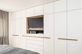 Einbauschrank im schlafzimmer elfa deutschland gmbh moderne schlafzimmer glas weiß | homify. Einbauschrank Mit Griffmulden Schlafzimmer Matter Schichtstoff Eiche Furniert Einbauschrank Schlafzimmer Einbauschrank Schlafzimmer Schrank