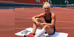 Jun 25, 2021 · liz clay secures her spot on the australian olympic team after winning the 100m hurdles at the national track and field championships. News Athletics Australia