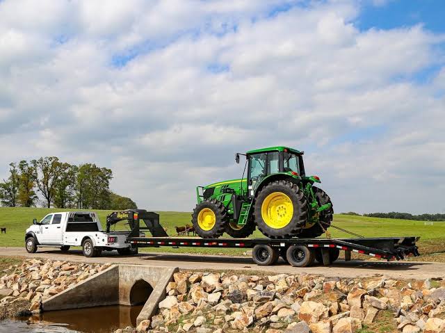 Big Tow B-25TSL Flatbed Trailer