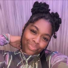 Jessica Stackhouse's Instagram, Twitter & Facebook