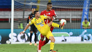 Angie Lorena y Andrea Rodas - double the excitement double the pleasure in this scene