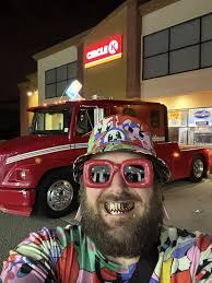 What lakes up north in Arizona can you drive up to the water?