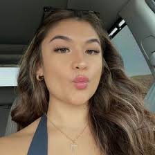 Esmeralda Rubalcava's Instagram, Twitter & Facebook