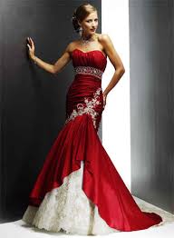 Long corset dresses can be worn to formal events including prom and are often worn as wedding dresses. Red Maggie Sottero Wedding Dresses Topweddingsites Com