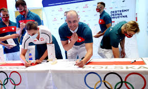 Medale pawła fajdka nie pomieszczą się w jednej, małej gablocie. Sklad Reprezentacji Polski Na Igrzyska Olimpijskie W Tokio Kto Pojedzie Natemat Pl