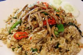 Seperti bawang merah, bawang putih tak perlu menunggu lama, simak beragam resep nasi goreng sederhana yang sudah brilio.net rangkum dari berbagai sumber pada. Resepi Nasi Goreng Kampung Sedap
