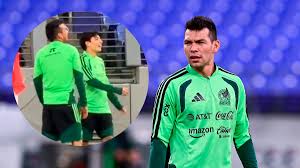 ¿Adiós a Memo Ochoa? Gilberto Mora y 'Chucky' Lozano protagonizan divertido momento en el entrenamiento