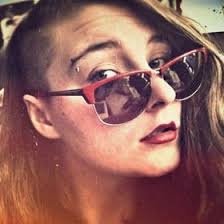 Leanne Cook (onemoonatatime)