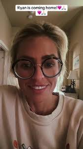 Caryn Watson's Instagram, Twitter & Facebook